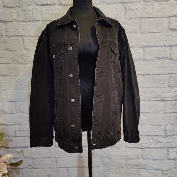 Mens Black Denim King Graffiti Jean Jacket NWT Artwork on Back - Picture 2 of 11